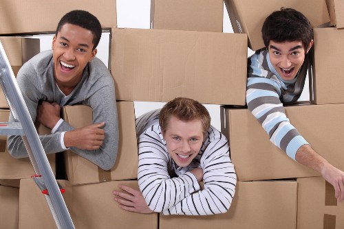 Professional moving team supporting a local relocation in Notting Hill