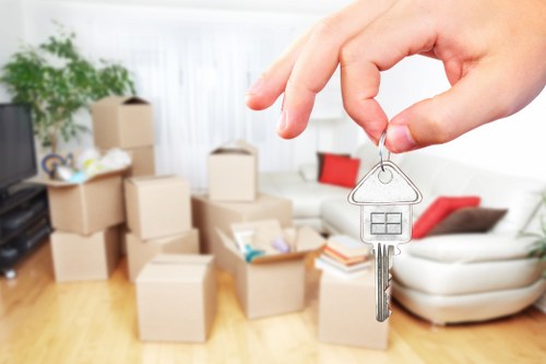 Local movers handling stairs and access challenges in Notting Hill