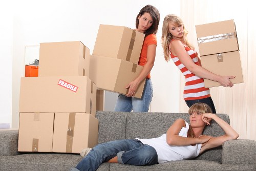 Professional moving help for flats and small removals in Notting Hill