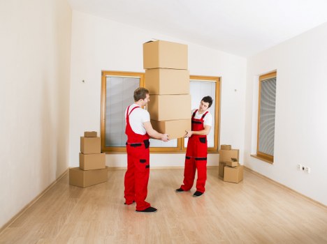 Furniture delivery support in a Notting Hill street with parking challenges